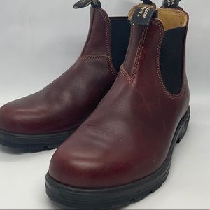 Never worn Burgundy Blundstones